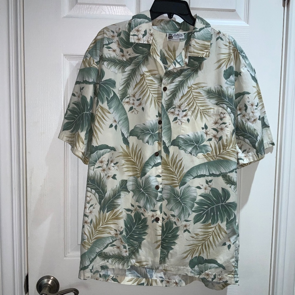 Aloha Republic Flowers And Palms Hawaiian Shirt Size L vintage Made In Hawaii